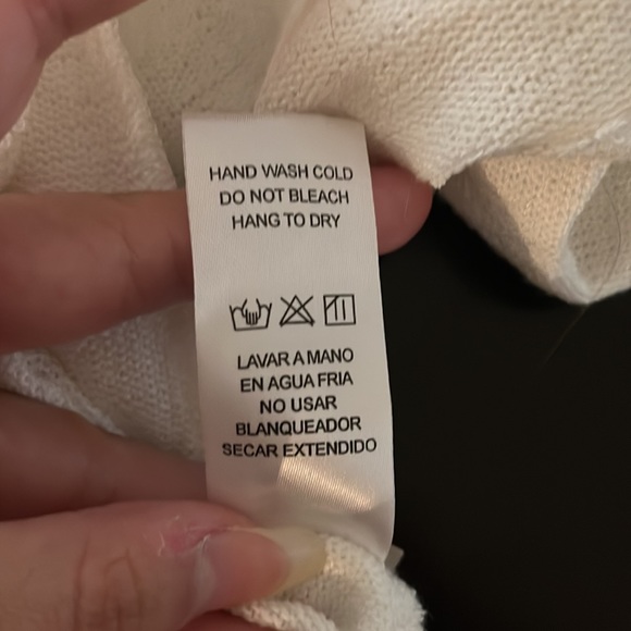 Doe & Rae Long-Sleeve White Shirt, Size Large - Picture 4 of 5